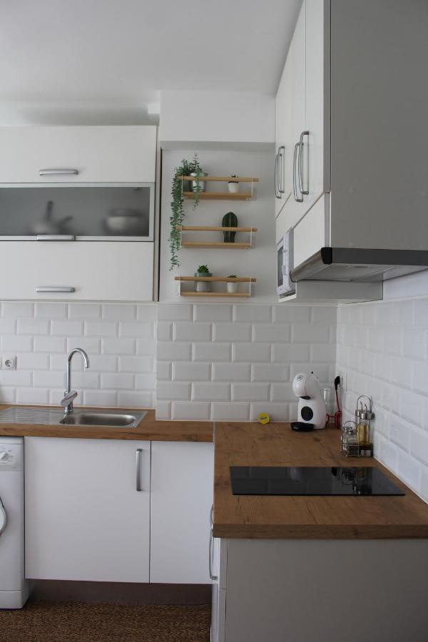 Beautiful Brand New 2 Bedroom Flat With Terrace Малага Екстериор снимка